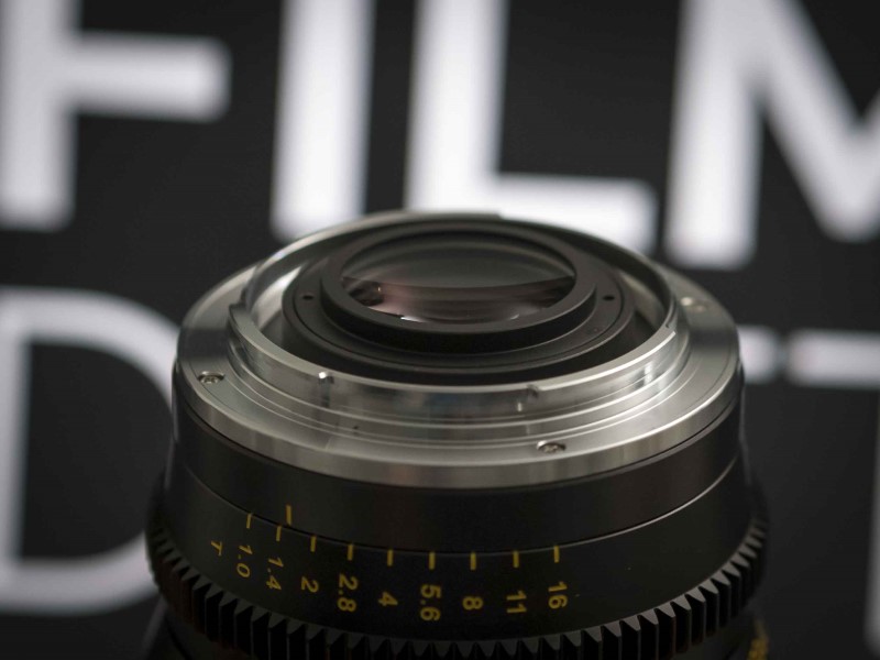 Mitakon Speedmaster T1 Cinema Lens RF Mount