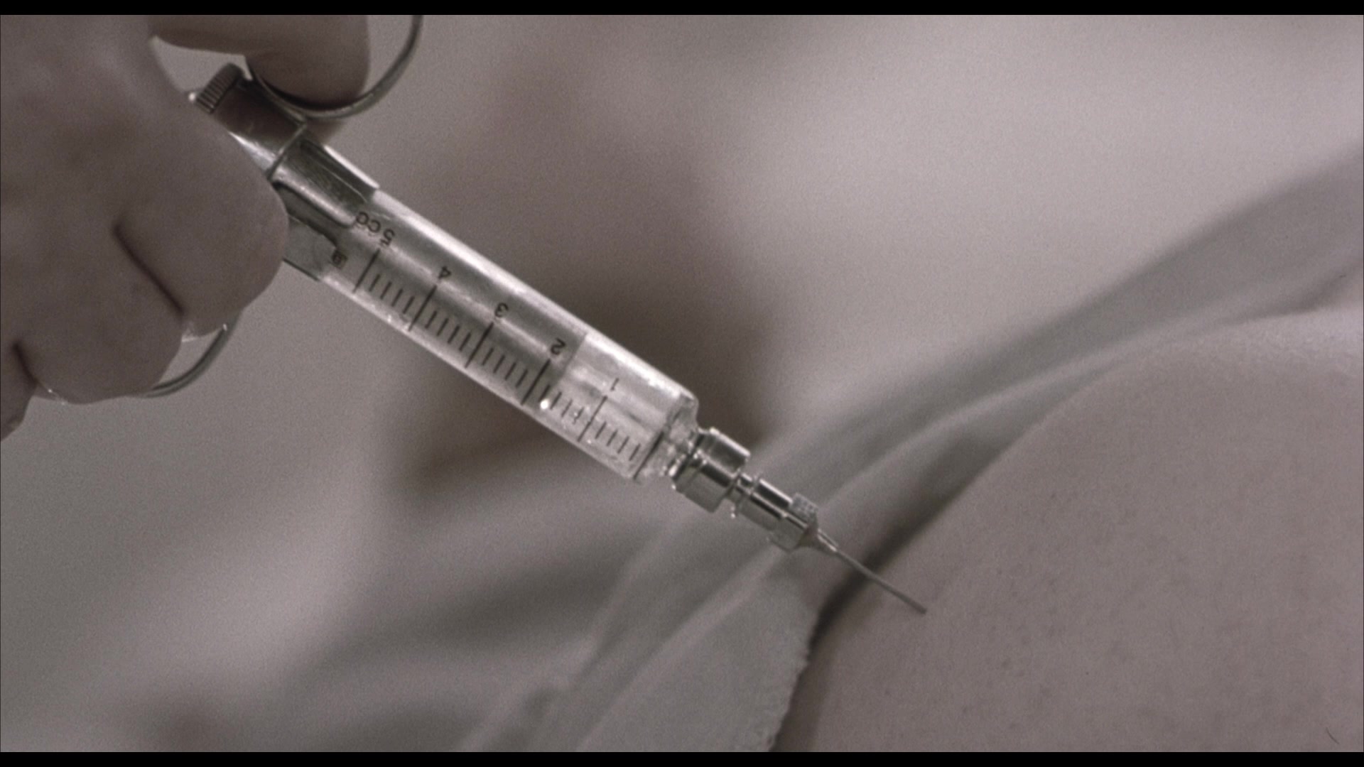What is a Cutaway Shot in Film? Definition, Examples & Uses 6 A Beautiful Mind 2001 Cutaway shot sequence example 1½